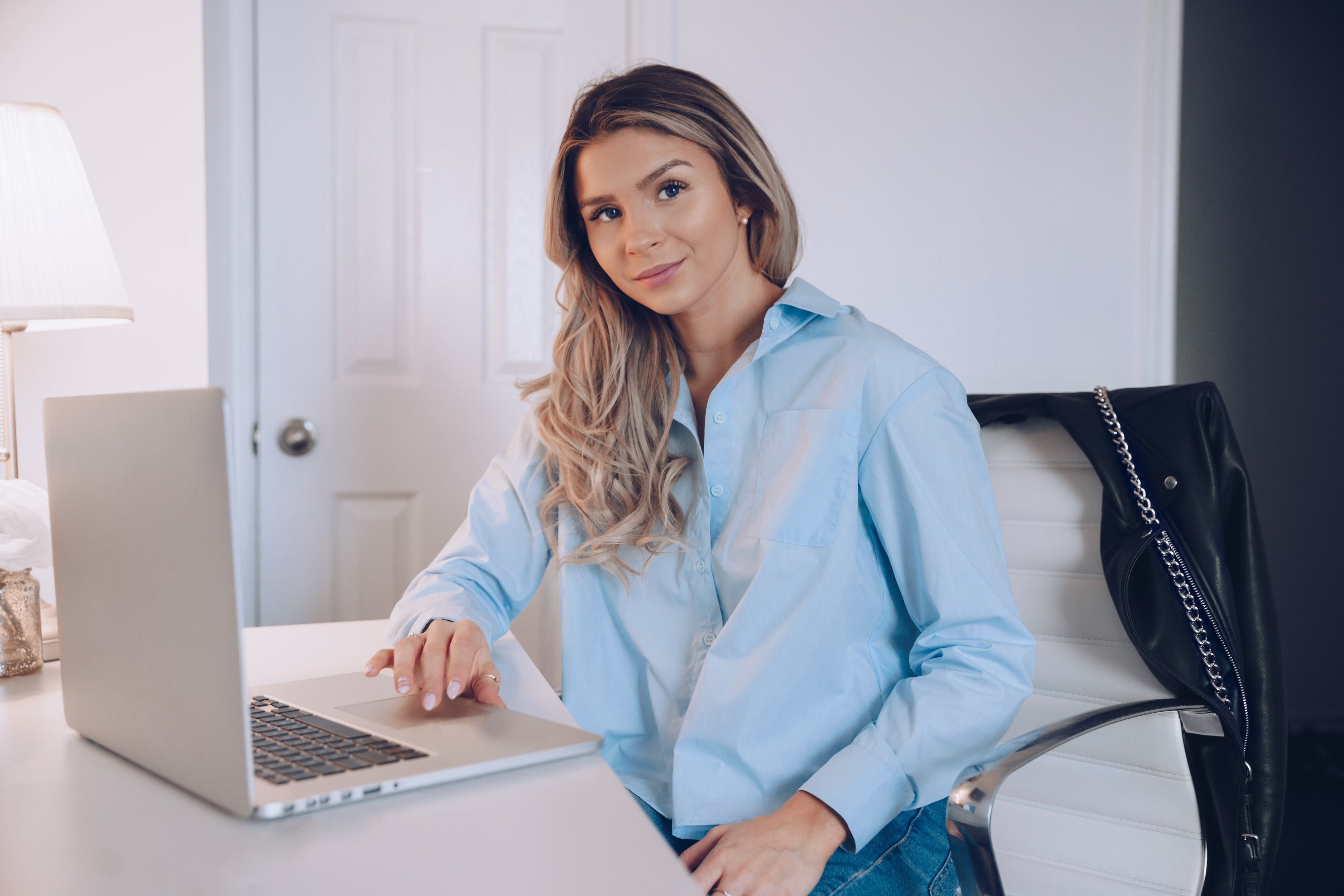 Industry Trends in Intelligent Communication Devices: The Future of Smart Connectivity